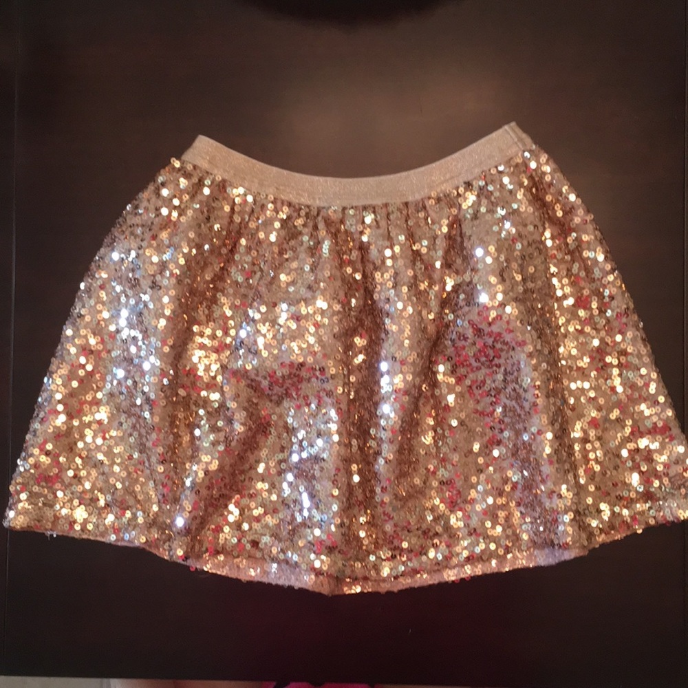 Girls Size 7/8 Gold Sequin Skirt